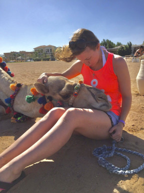 15F29842-7474-4889-9D8A-86A104146E71_1_201_a