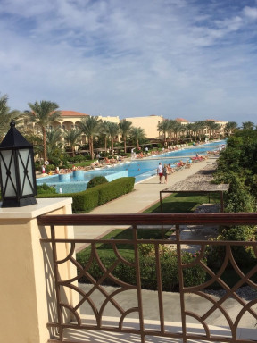 DAE04DC7-EA7C-4F30-B65F-09251E84E8A6_1_105_c