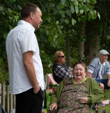 F1CDDE8C-4FB7-4A71-93DD-EA7F2DF9E4D3