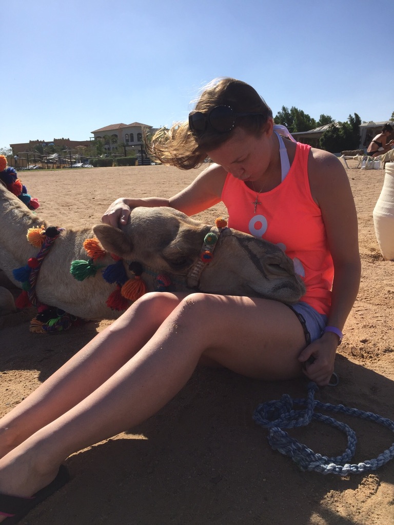 15F29842-7474-4889-9D8A-86A104146E71_1_105_c