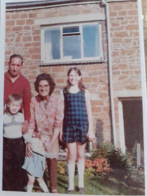 0B0F7AFF-8D5D-43BA-884B-EBC2C627F907_1_105_c