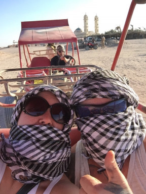 854F2F96-2A88-4EC9-B253-10B442BF7B26_1_105_c