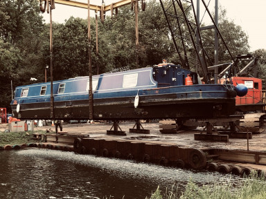 B0D4241C-CF2A-4F7C-BAB5-6228535EFE50_1_105_c